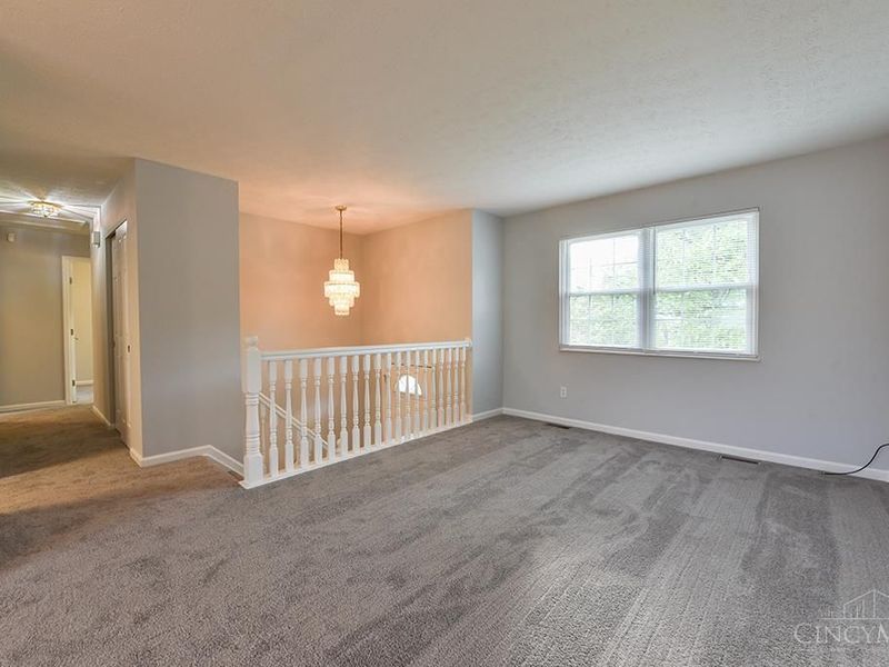 9926 Pinedale Drive, Colerain Township, OH 45231 Photo 5