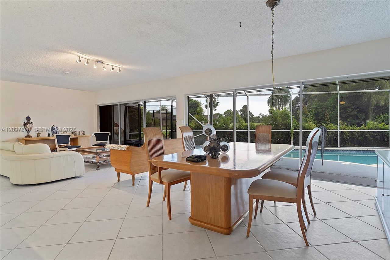 5010 Banyan Ln , Tamarac, FL 33319 Photo