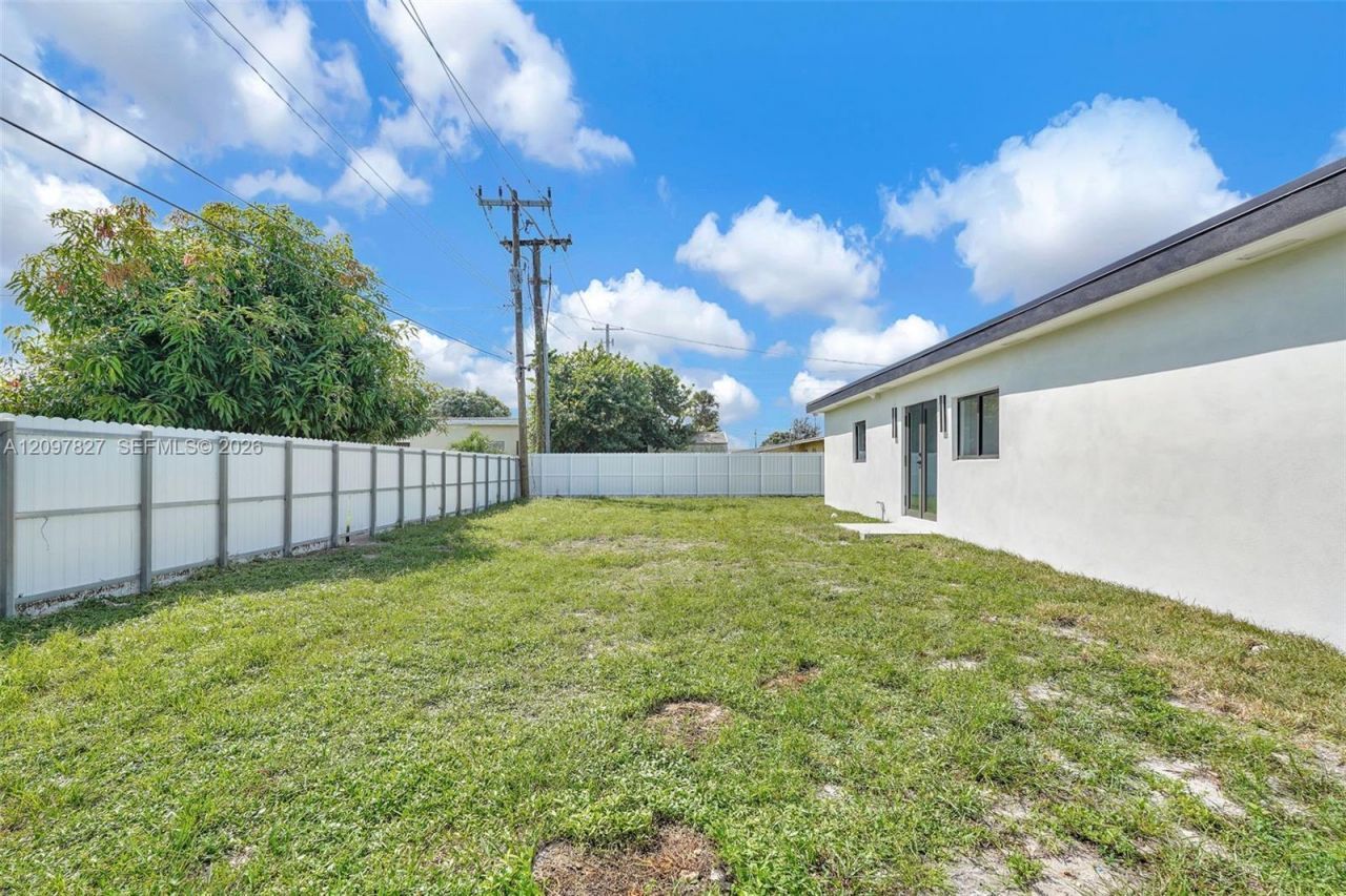 17165 NW 41st Ave, Miami Gardens, FL 33055 Photo