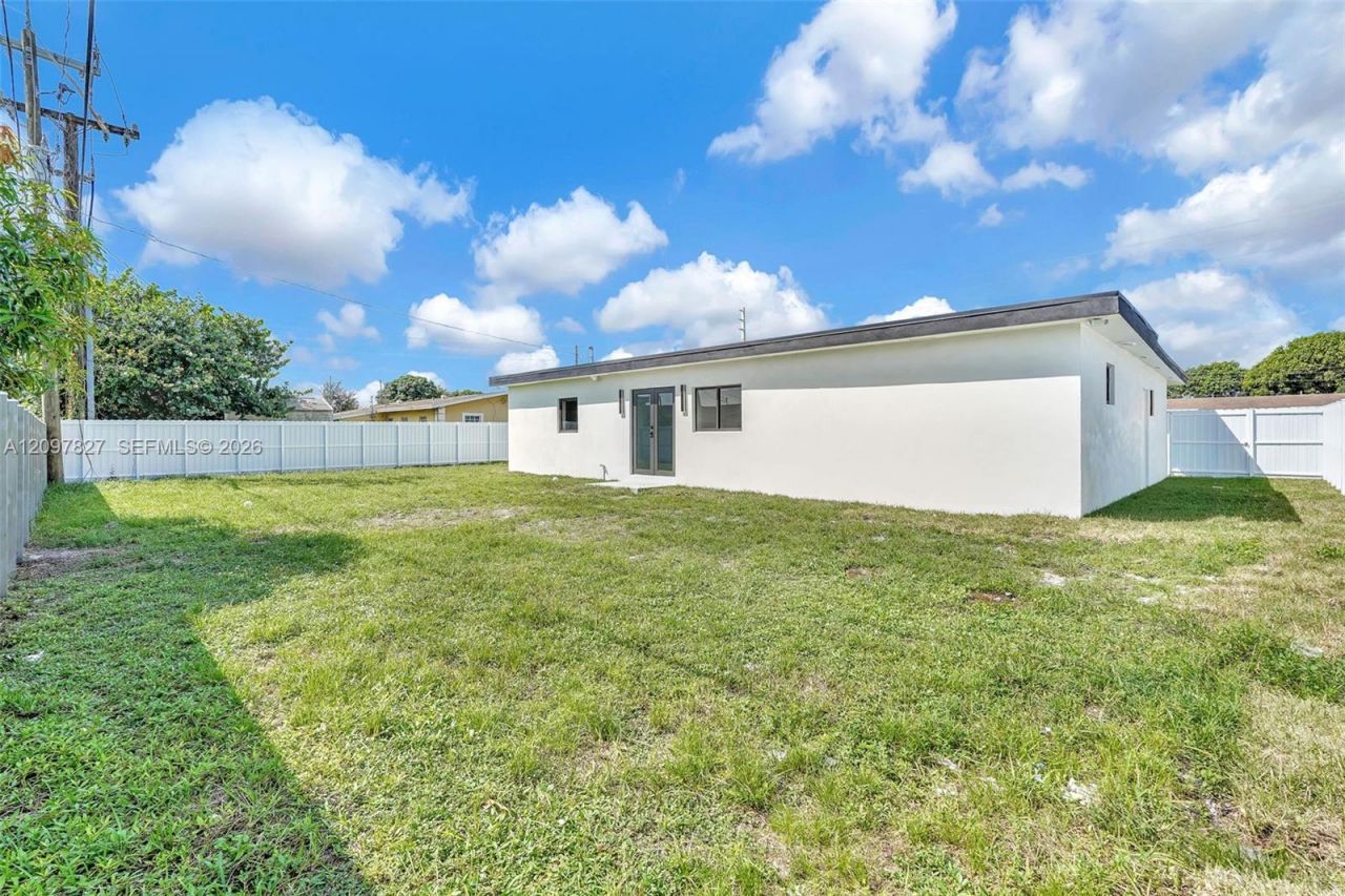 17165 NW 41st Ave, Miami Gardens, FL 33055 Photo