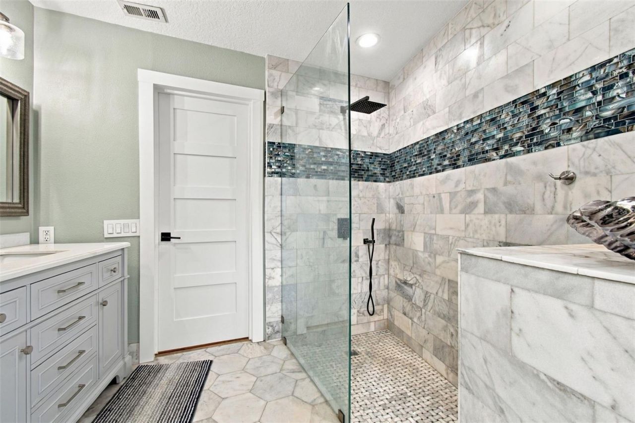5041 Paloma Drive, Tampa, FL 33624 Photo