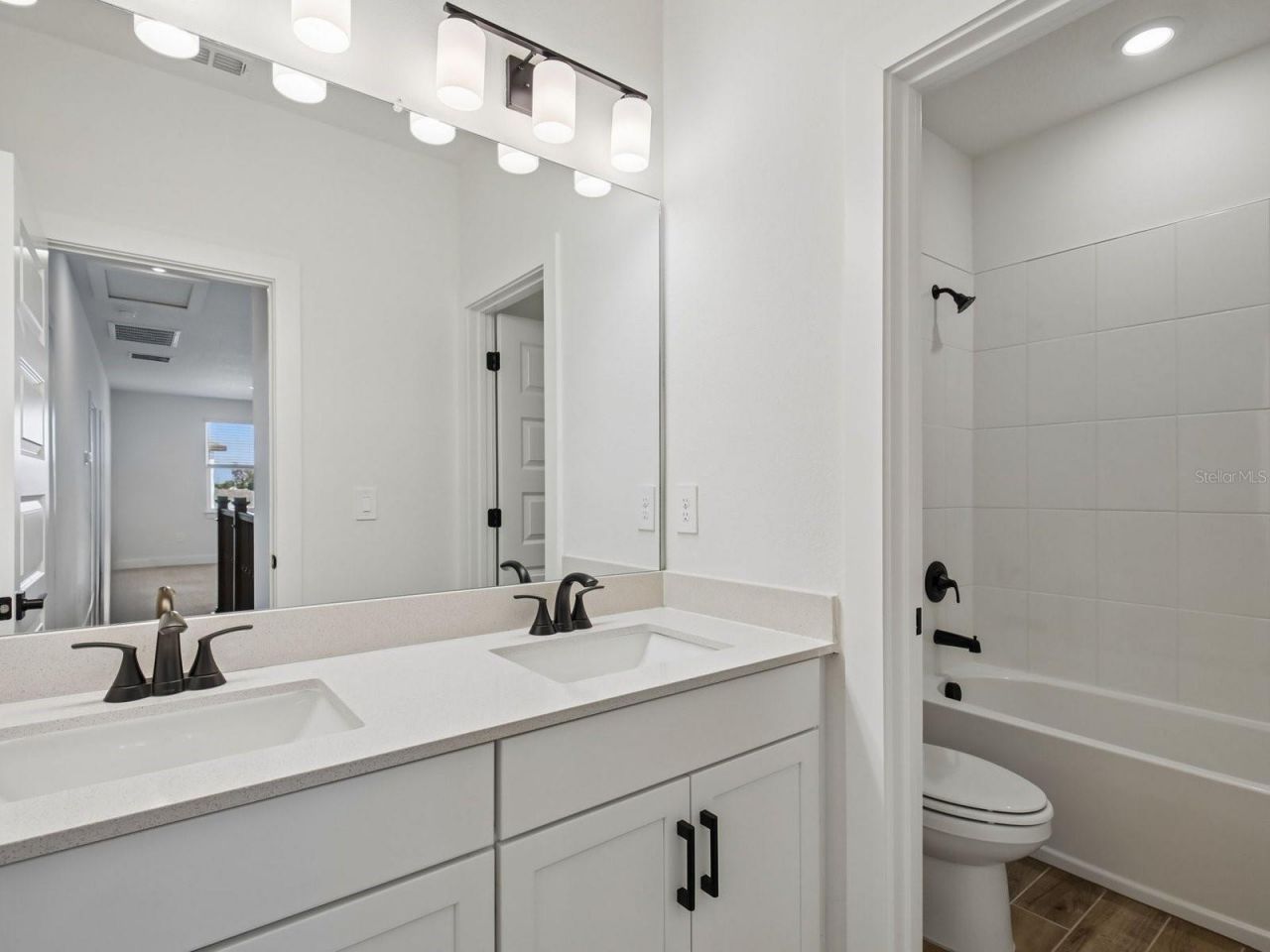 105 Shady Edge Loop , Nokomis, FL 34275 Photo