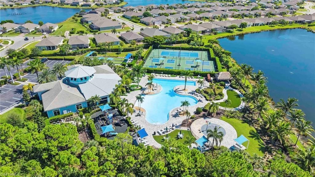 3069 Amadora Cir, Cape Coral, FL 33909 Photo
