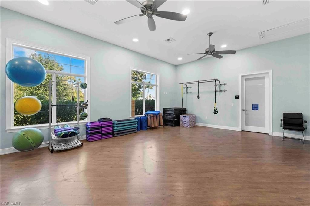 3069 Amadora Cir, Cape Coral, FL 33909 Photo