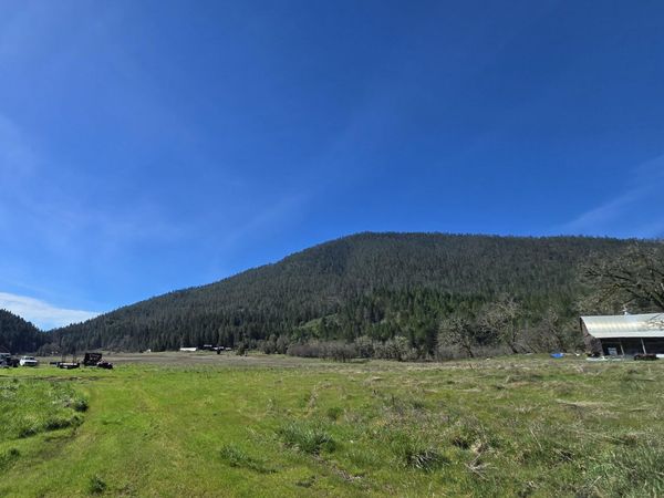 147 Warren Road, Unit 1, Selma, OR 97538