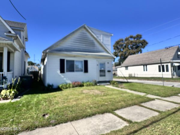 177 Bacon Street, Rossford, OH 43460