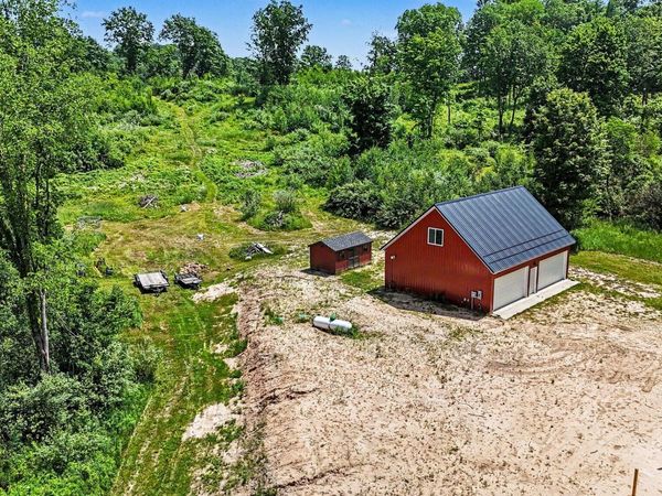 444 S 132nd Avenue, Shelby, MI 49455