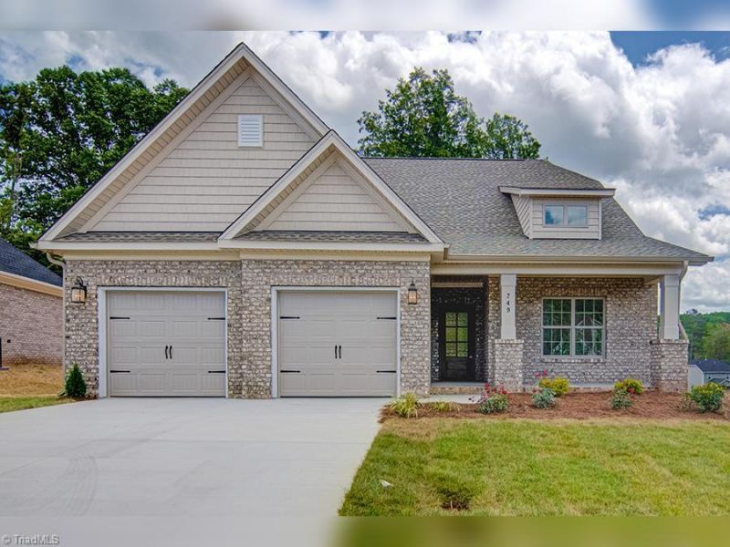 104 James Glen Court, King, NC 27021 Main Photo