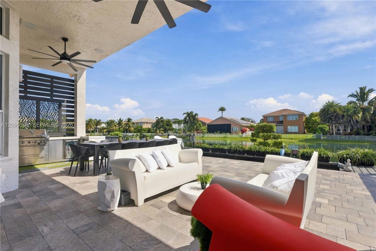 5421 SW 185th Ter, Miramar, FL 33029 Photo