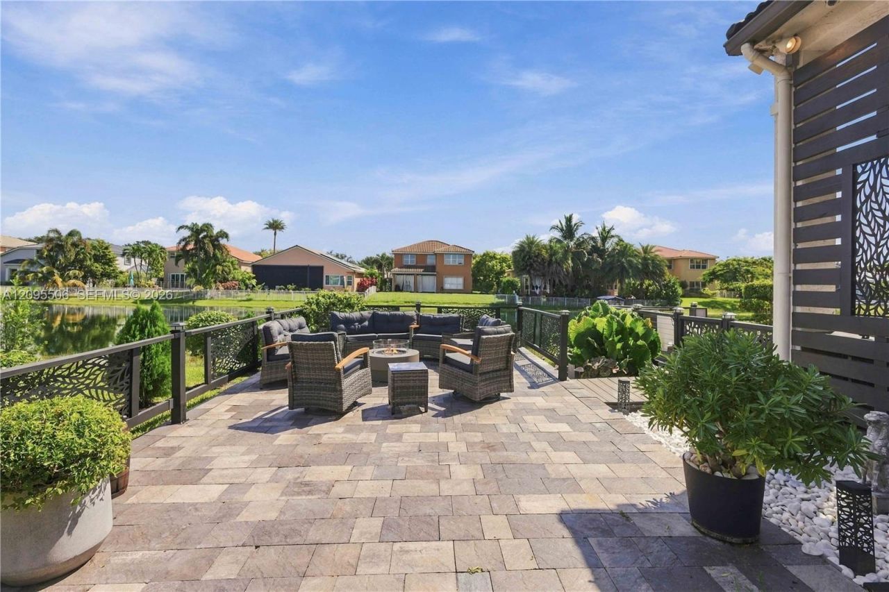 5421 SW 185th Ter, Miramar, FL 33029 Photo