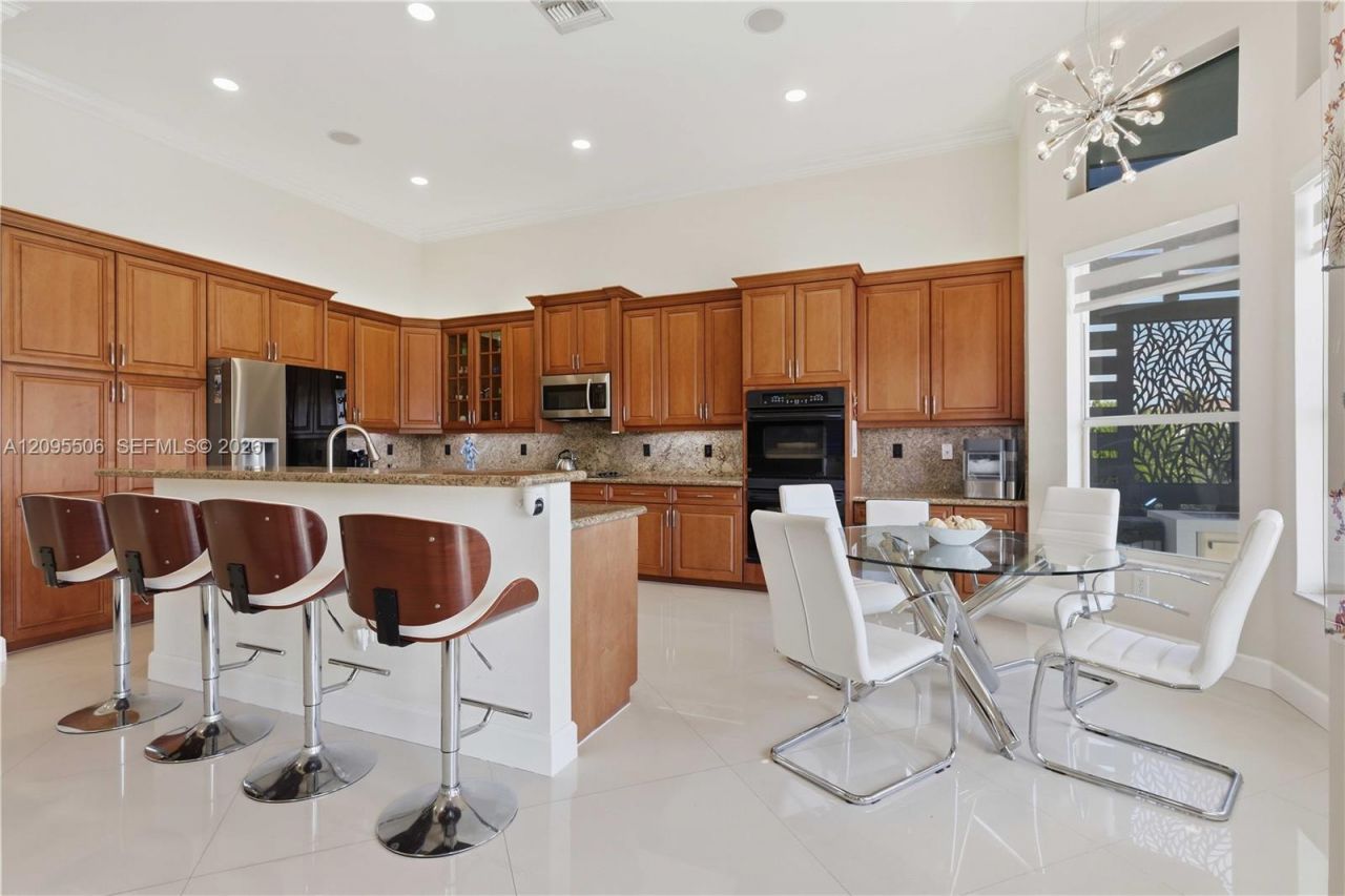 5421 SW 185th Ter, Miramar, FL 33029 Photo