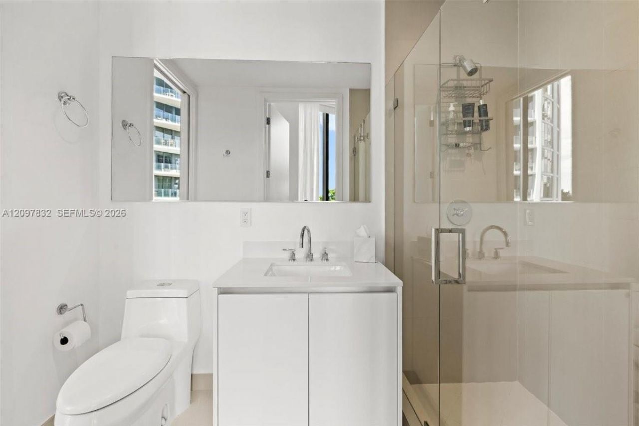 2821 S Bayshore Dr, Unit 6B, Miami, FL 33133 Photo