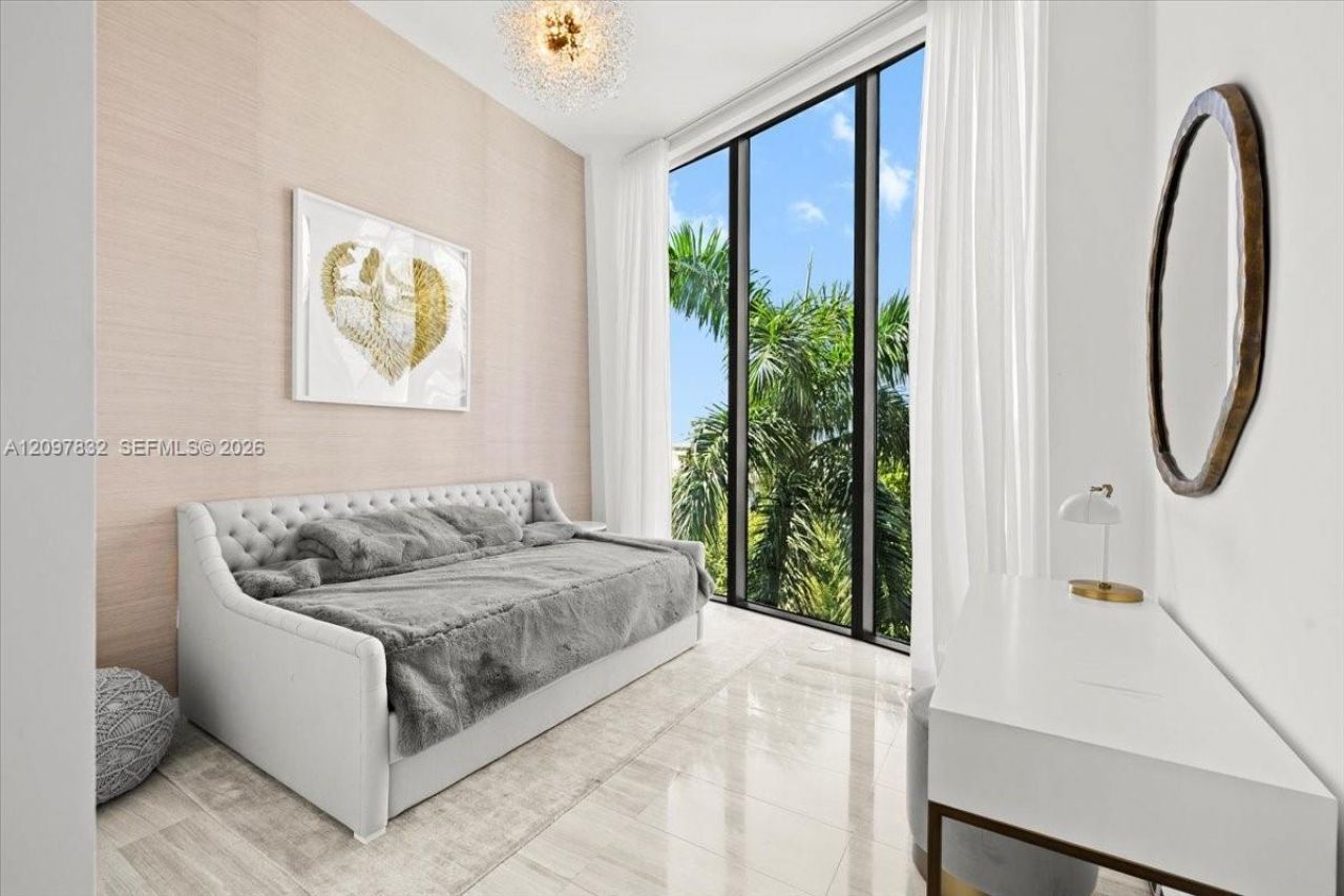 2821 S Bayshore Dr, Unit 6B, Miami, FL 33133 Photo