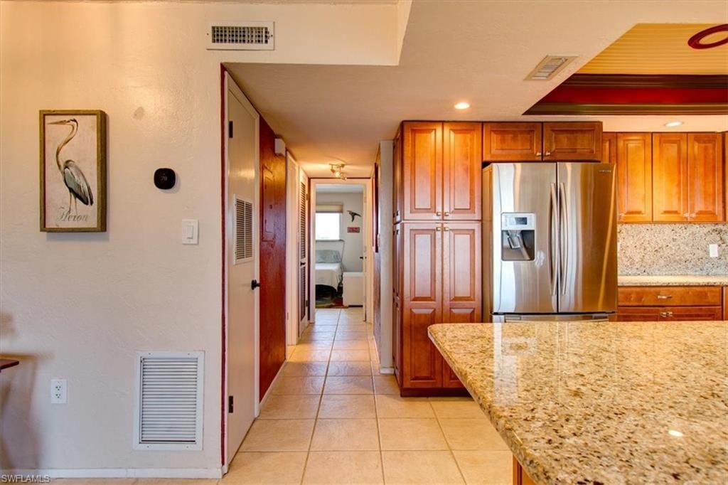 4906 Victoria Dr , Unit 413, Cape Coral, FL 33904 Photo