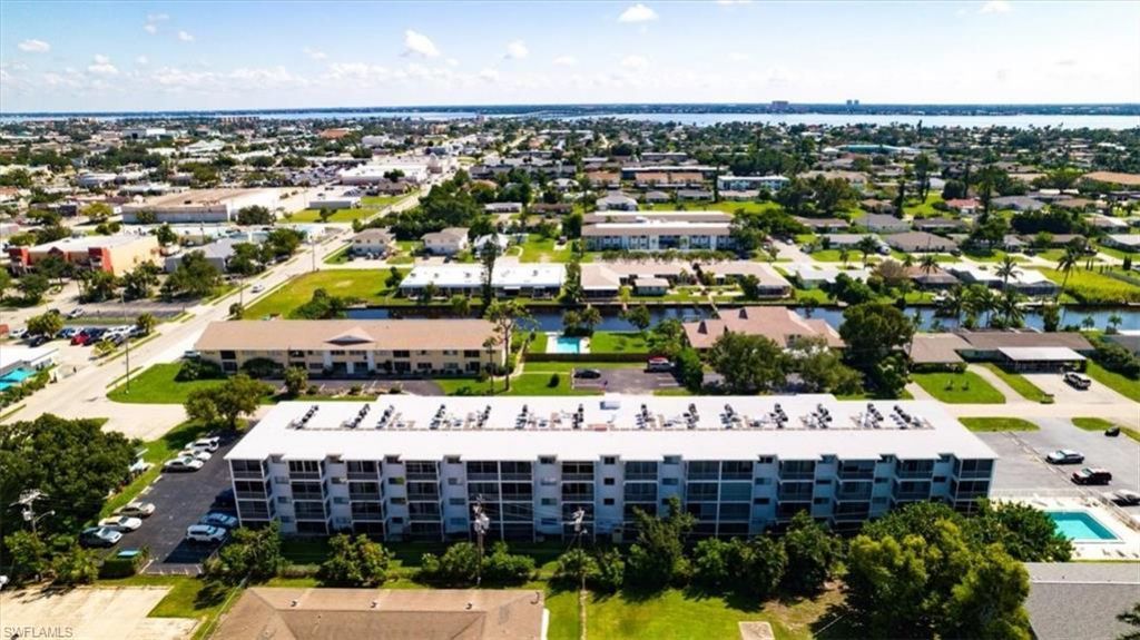 4906 Victoria Dr , Unit 413, Cape Coral, FL 33904 Photo