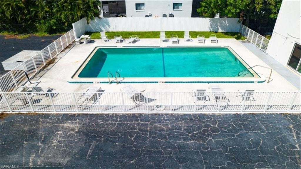 4906 Victoria Dr , Unit 413, Cape Coral, FL 33904 Photo