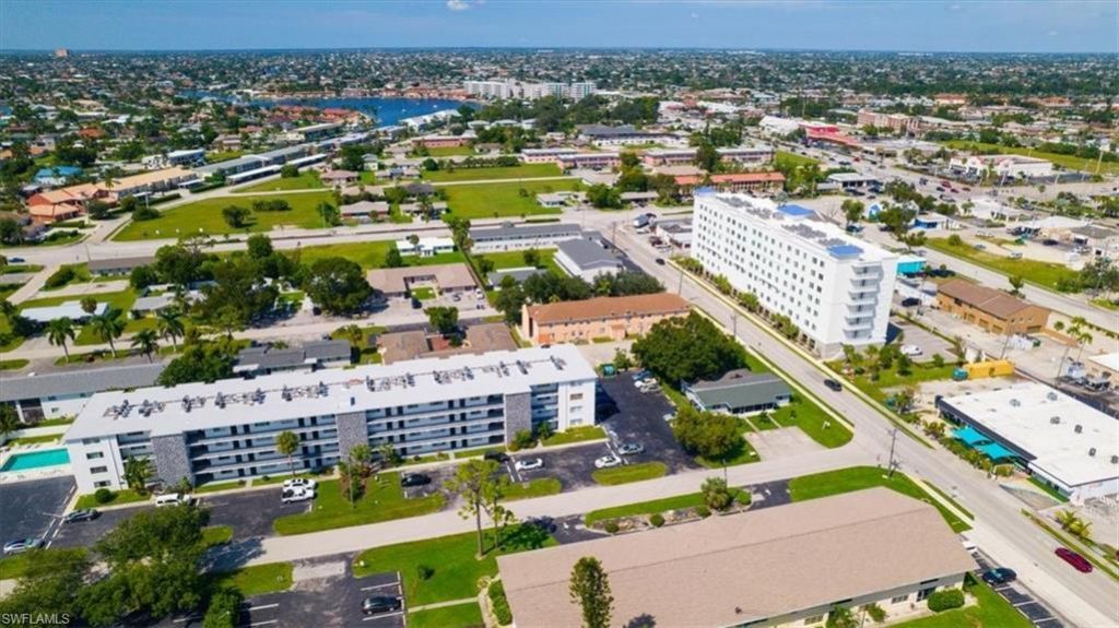 4906 Victoria Dr , Unit 413, Cape Coral, FL 33904 Photo