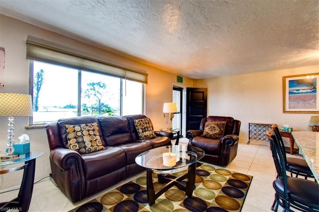 4906 Victoria Dr , Unit 413, Cape Coral, FL 33904 Photo