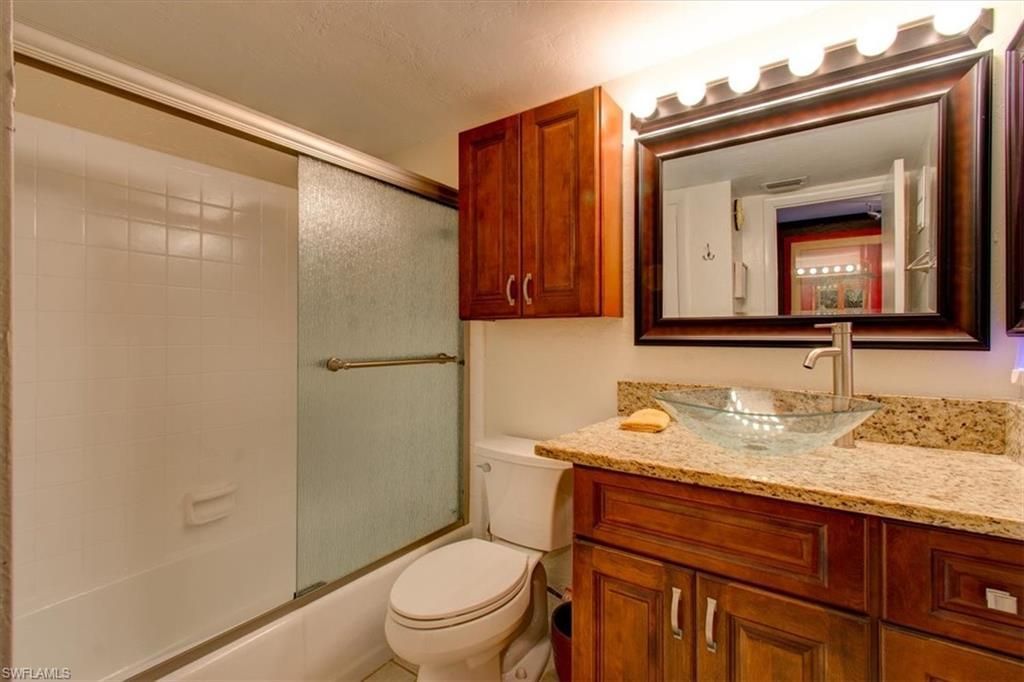 4906 Victoria Dr , Unit 413, Cape Coral, FL 33904 Photo