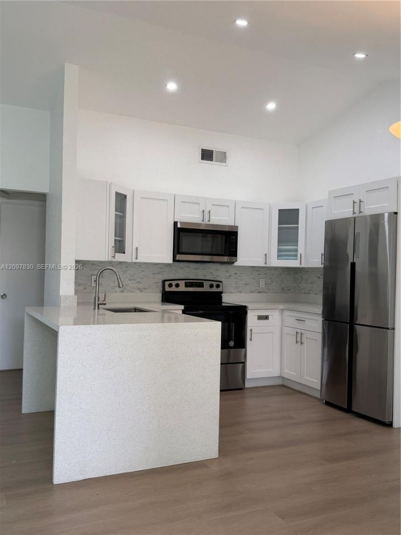 8630 SW 15th St, Unit 8630, Pembroke Pines, FL 33025 Photo