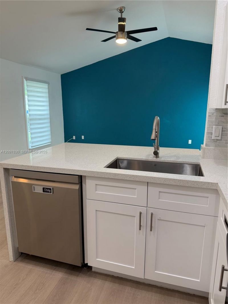 8630 SW 15th St, Unit 8630, Pembroke Pines, FL 33025 Photo