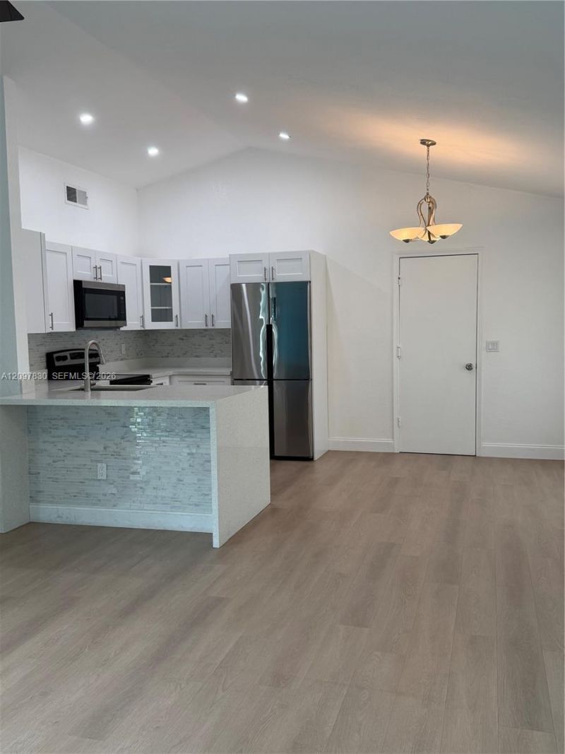 8630 SW 15th St, Unit 8630, Pembroke Pines, FL 33025 Photo