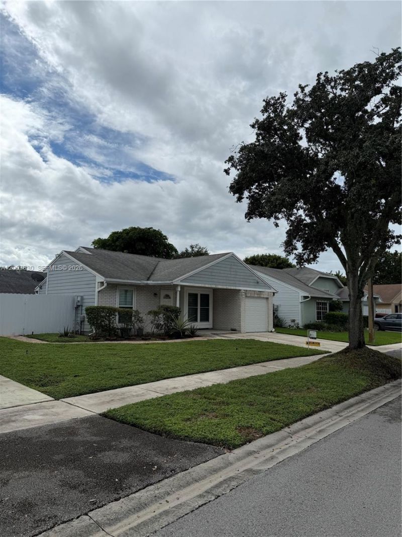 8630 SW 15th St, Unit 8630, Pembroke Pines, FL 33025 Photo