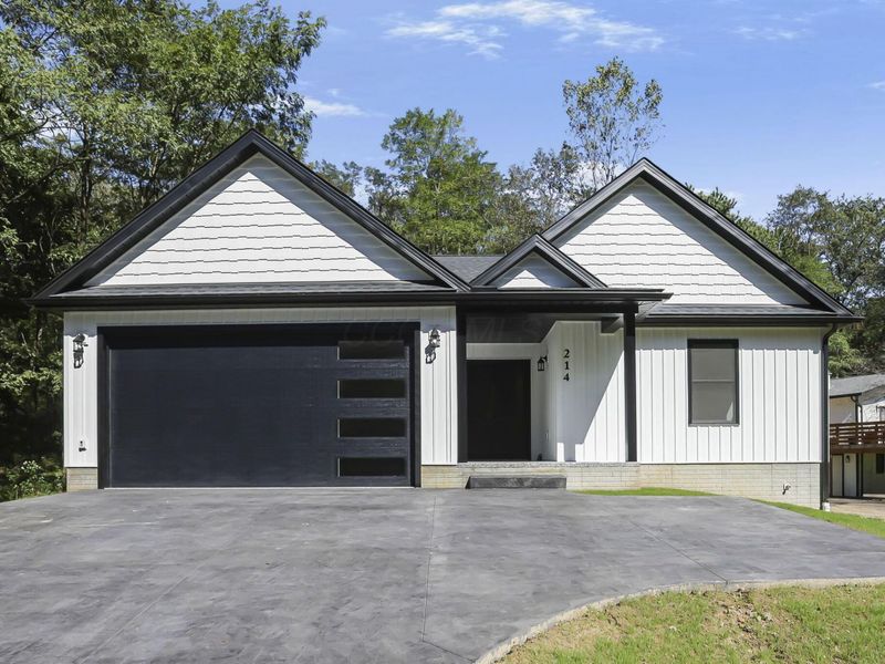 214 Crabapple Drive , Howard, OH 43028 Photo 2