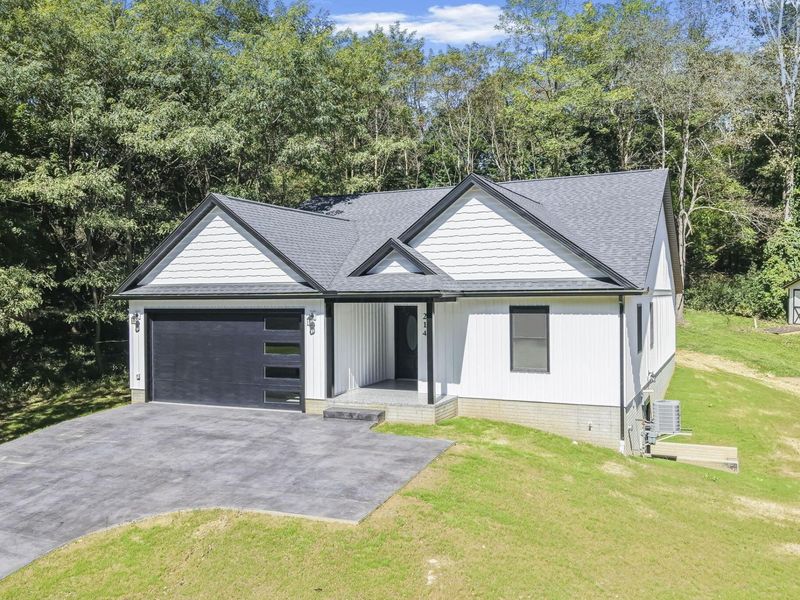 214 Crabapple Drive , Howard, OH 43028 Photo 3