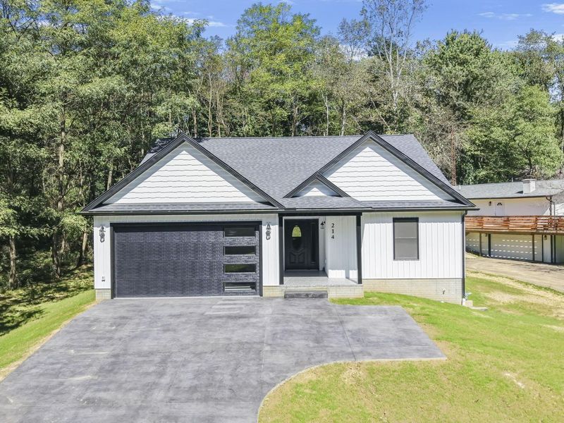214 Crabapple Drive , Howard, OH 43028 Photo 4