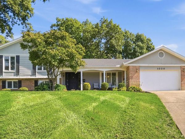 1020 Crestwood Hills Drive , Vandalia, OH 45377