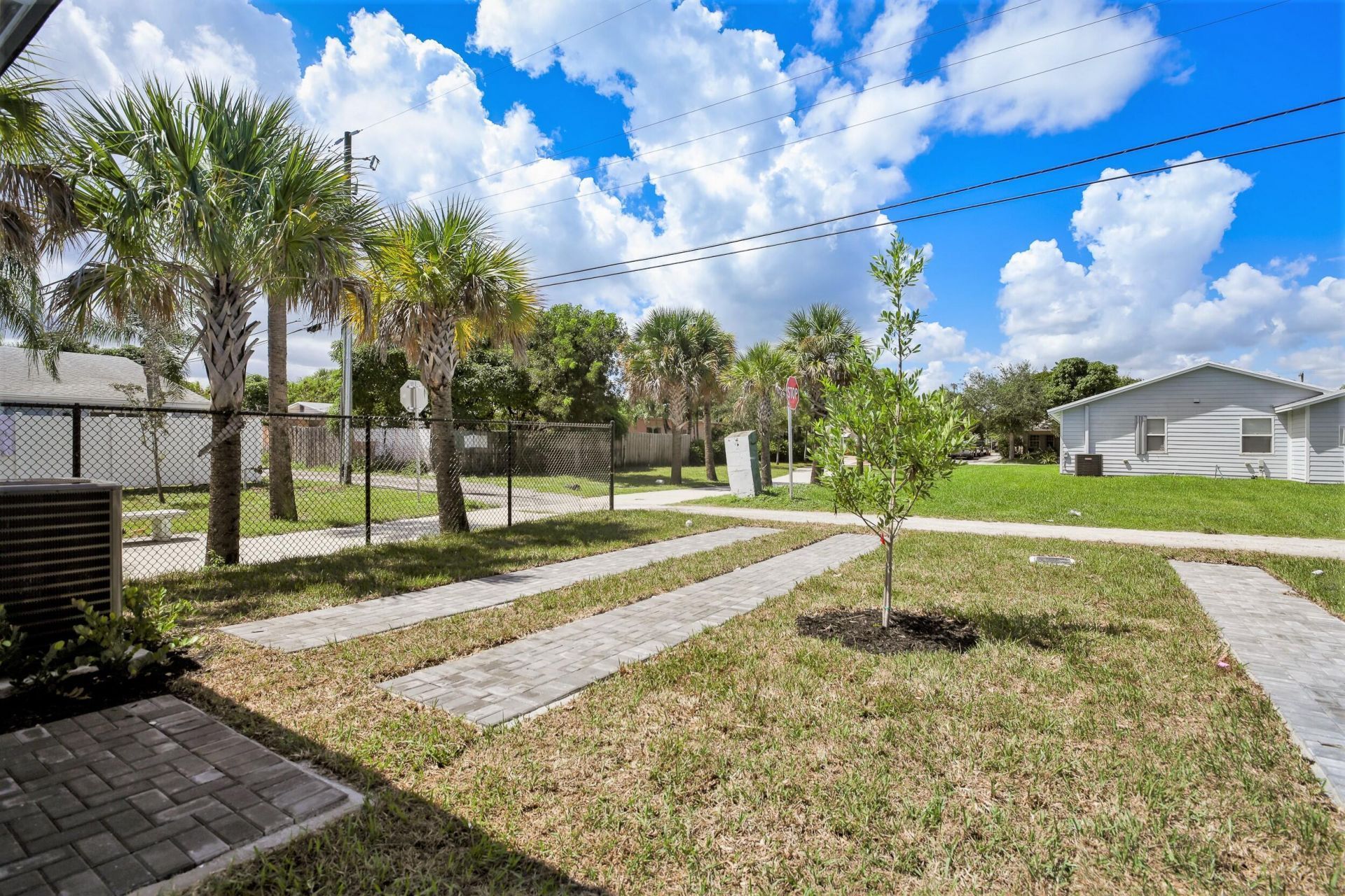 431 S F Street, Lake Worth Beach, FL 33460 Photo