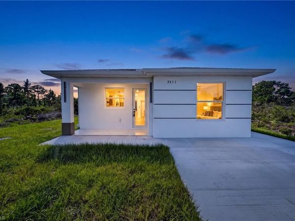 3011 40th ST W, LEHIGH ACRES, FL 33971