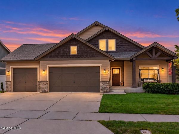 2854 W Sorbonne Dr, Coeur d'Alene, ID 83815