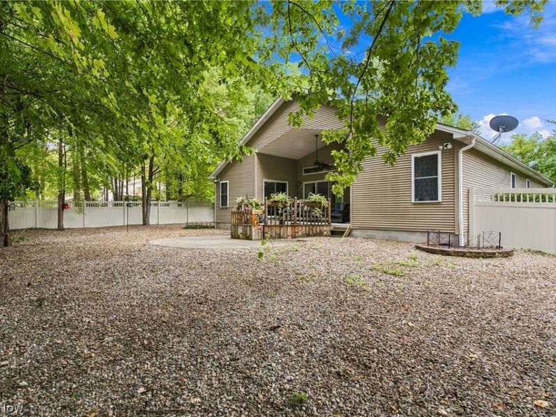 2445 Plum Creek Drive, Roaming Shores, OH 44084 Photo 35