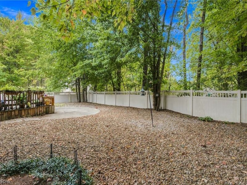 2445 Plum Creek Drive, Roaming Shores, OH 44084 Photo 36