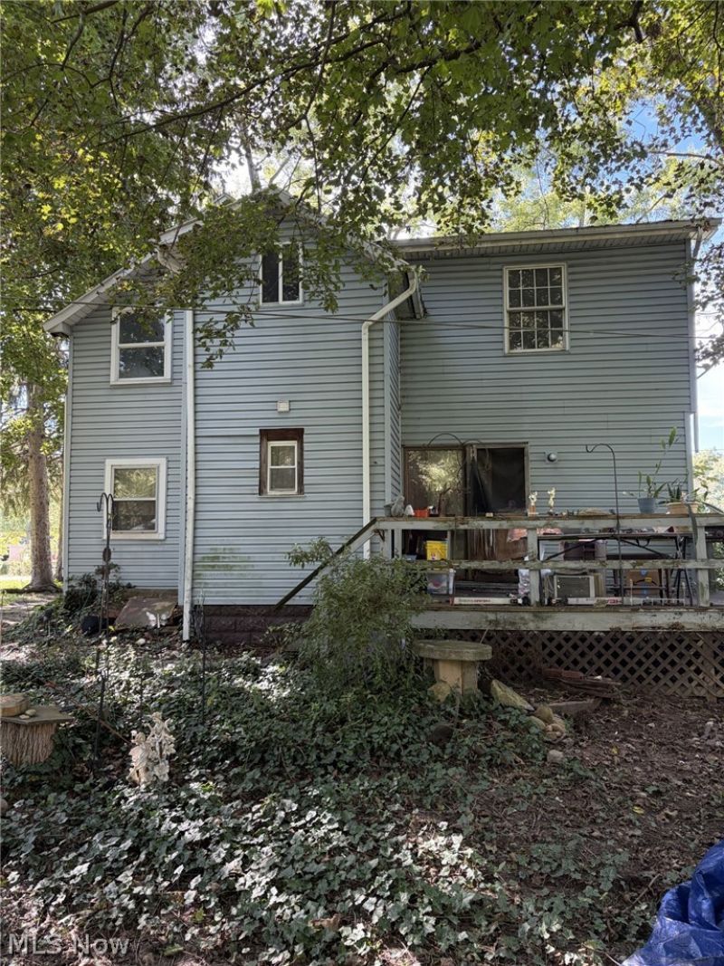1762 Martin Road, Mogadore, OH 44260 Main Photo