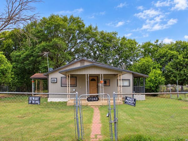 11243 Martinez Pass, Schertz, TX 78108