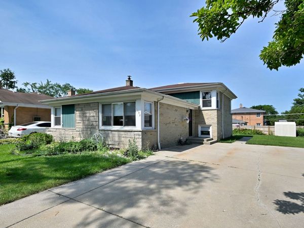 1032 Daniel Drive , Bensenville, IL 60106