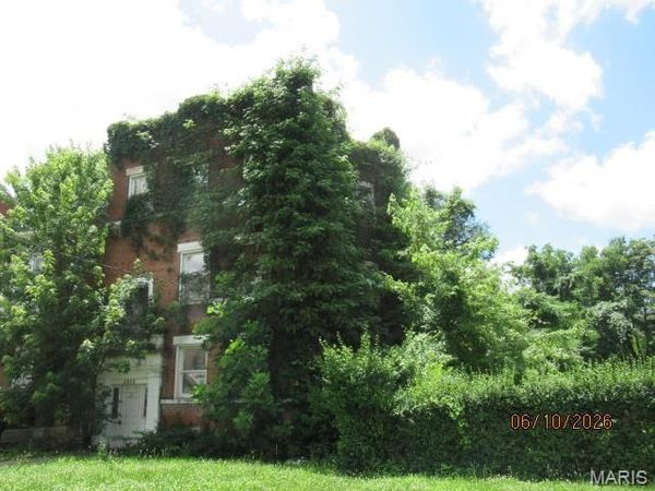5950 Plymouth Avenue , St Louis, MO 63112