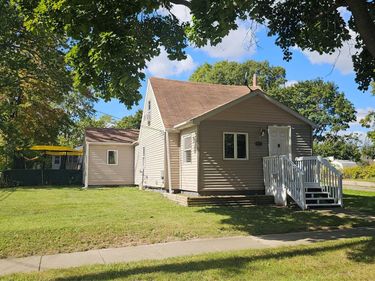 200 W Fauble Street, Durand, Mi 48429