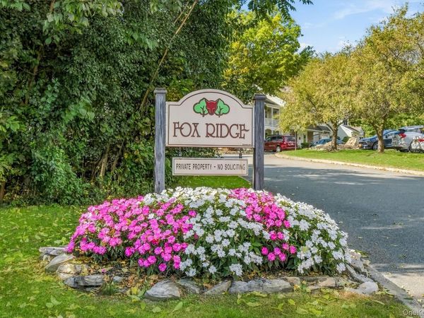5 S Cambridge Court, Fishkill, NY 12524