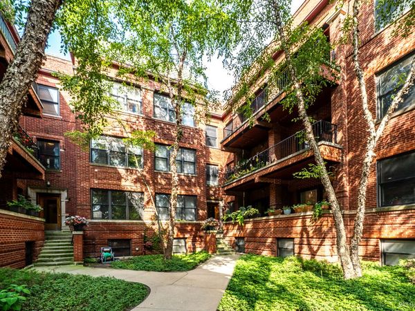 6618 N Ashland Avenue , Unit 3, Chicago, IL 60626