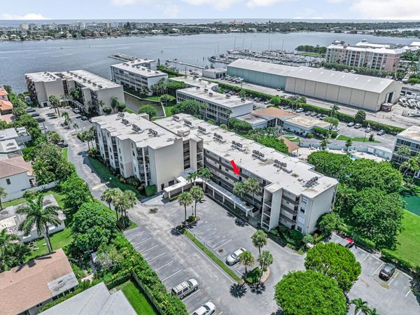 890 N FEDERAL Highway, Unit 307, Lantana, FL 33462