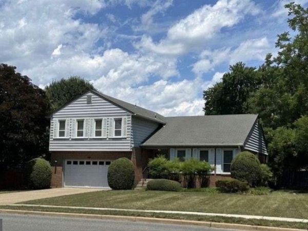 4001 W BRADDOCK ROAD, ALEXANDRIA, VA 22304