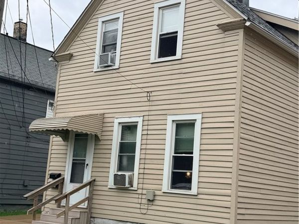 3525 Dawning Avenue, Cleveland, OH 44109