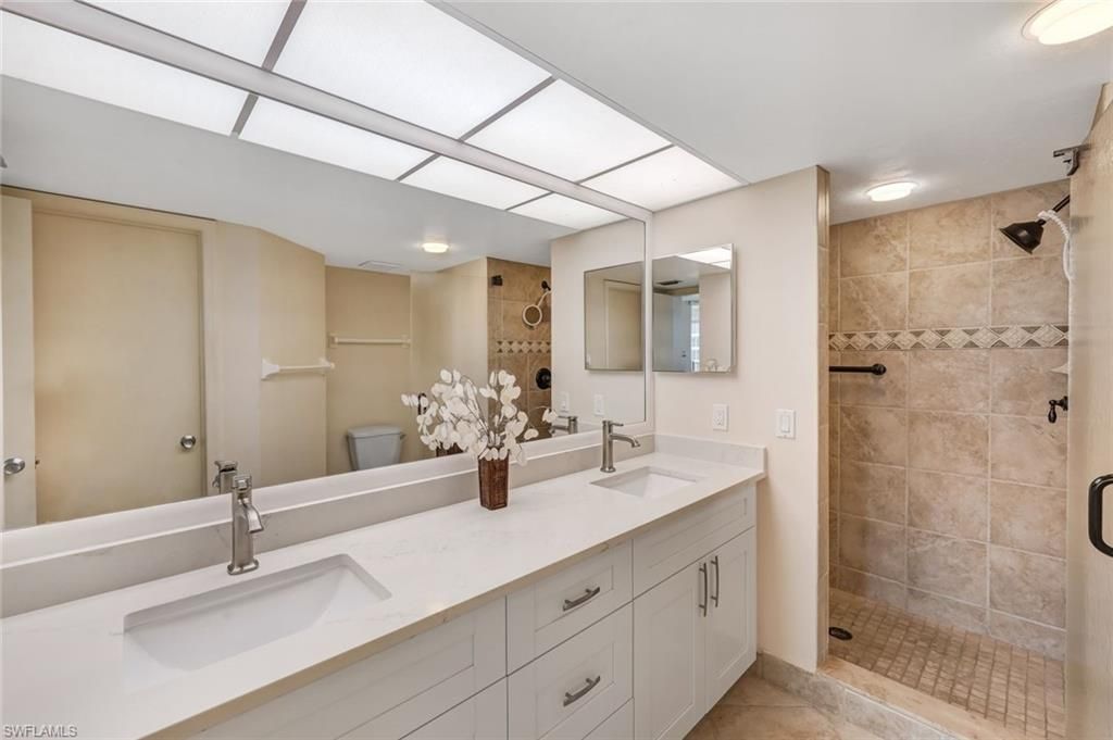 11118 Gulf Shore Dr , Unit 803, Naples, FL 34108 Photo