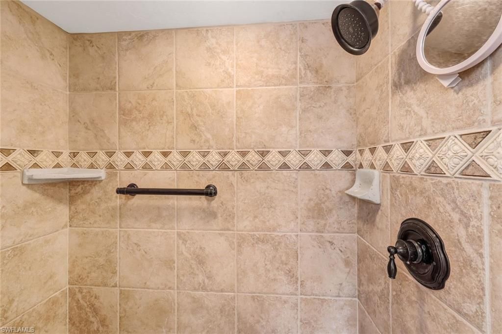 11118 Gulf Shore Dr , Unit 803, Naples, FL 34108 Photo
