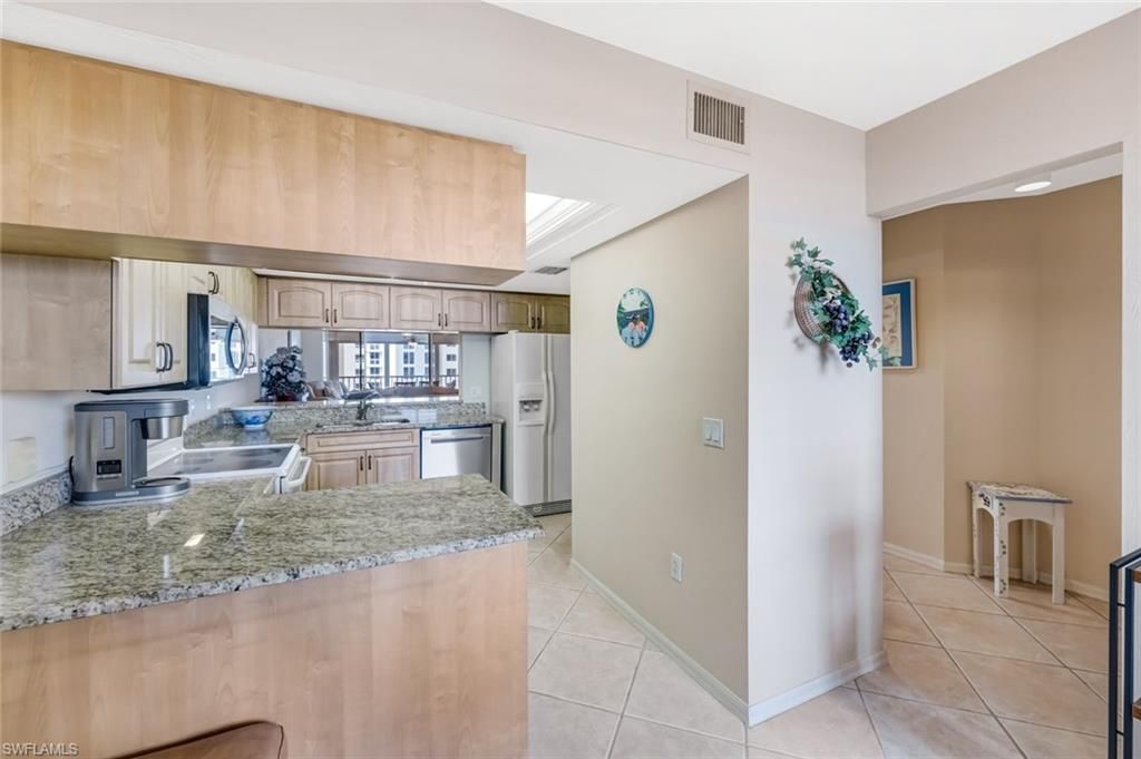 11118 Gulf Shore Dr , Unit 803, Naples, FL 34108 Photo