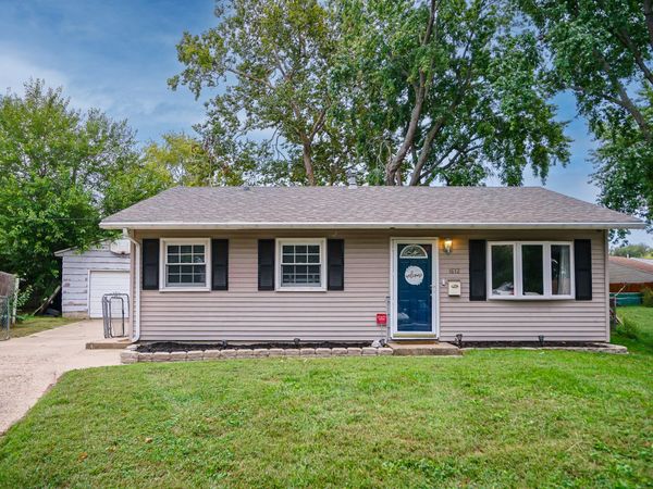 1612 Koch Street , Pekin, IL 61554